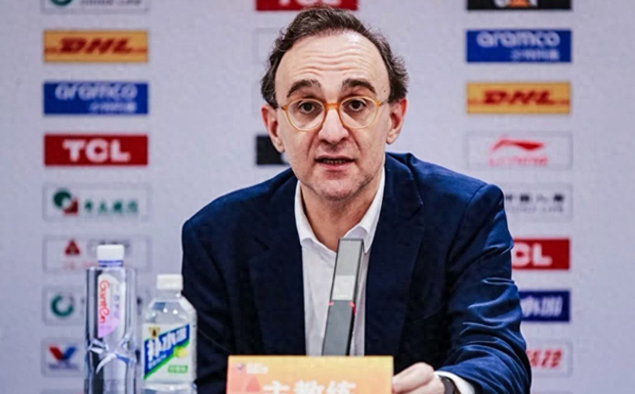 辽宁男篮常规赛末期策略调整：从冲八强转向排