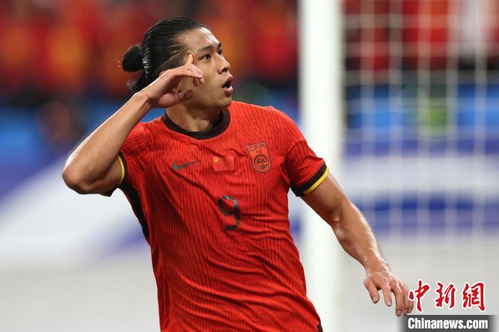 青岛主场2-1击败印尼 中国男足收获世预赛十八强